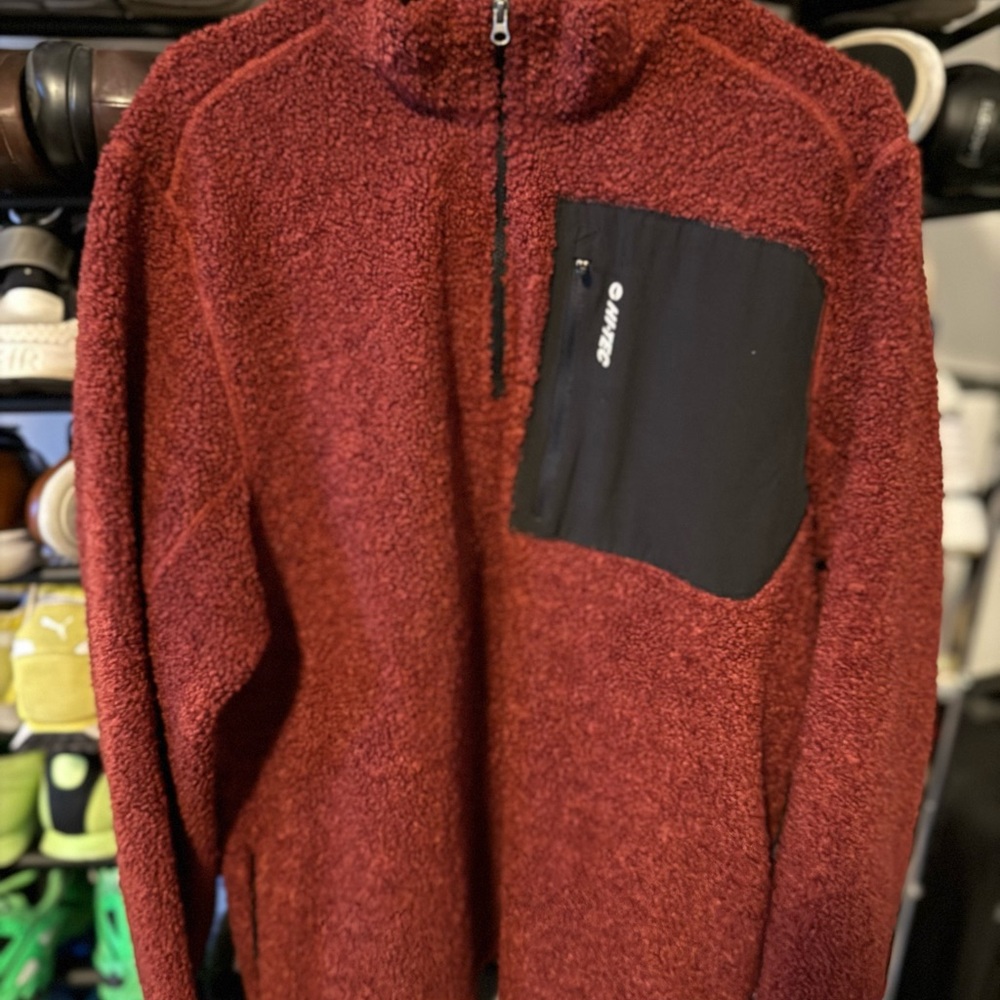 Hi-Tec Men’s ¼ Zip Pullover Size XL